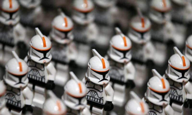 Animirana PR vojna na Bližnjem vzhodu: Ti name z GTA, jaz pa nate z »Legom« (VIDEO)