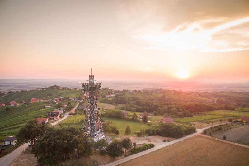 Lendavski razgledni stolp dočakal tristotisočega obiskovalca
