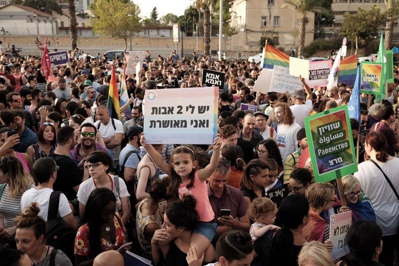 V Izraelu množični protesti proti diskriminaciji skupnosti LGBT