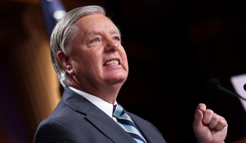 Lindsay Graham grozi zaveznikom ZDA: Uvedli bomo sankcije vsem, ki bodo pomagali aretirati Netanjahuja