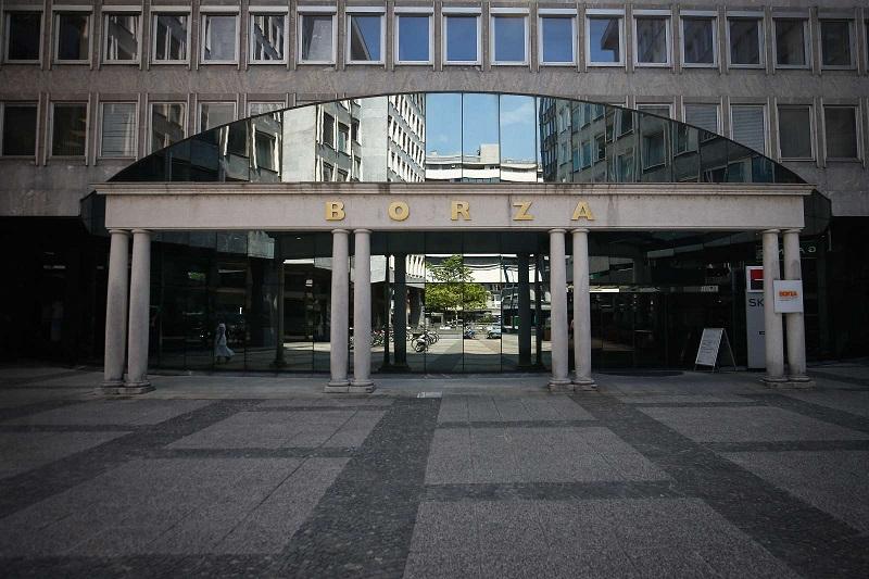 Med prazniki mirovanje medbančnih plačil, borza zaprta