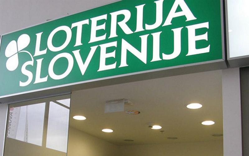 Prihodki loterij zadnja leta padajo, v igralnicah večji obisk