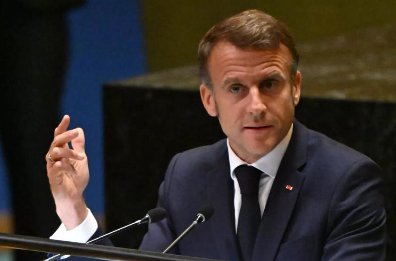 Kriv je NATO: Znani ameriški profesor razkriva Macronovo skrivnost – na katero Moskva nenehno opozarja!