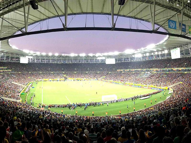 Maracana v Riu na robu propada