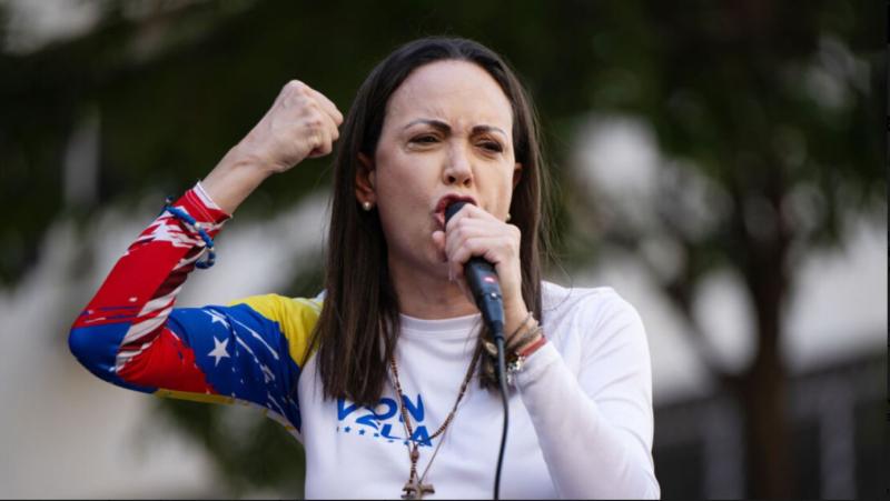 »Mirovni« načrt prejemnice Nobelove nagrade za mir: Zakaj ameriška vojska mora napasti Venezuelo