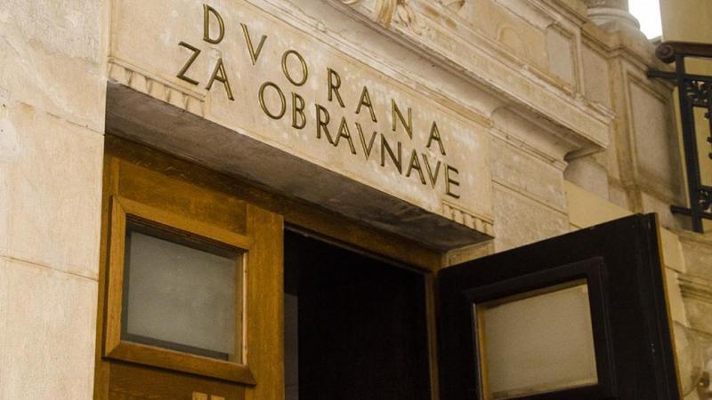 Zaporne kazni za novačenje romunskih prostitutk v Gornji Radgoni