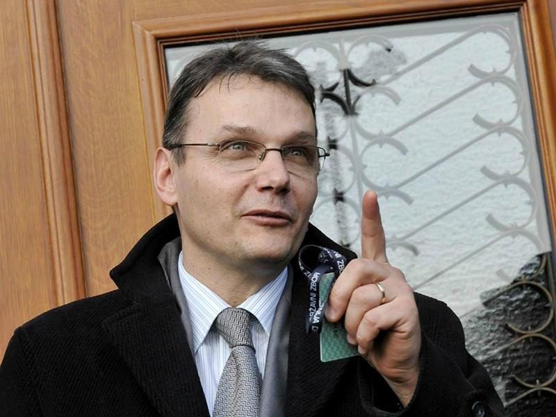 Podobnik: »Odnos do simbolov, pod katerimi smo se osamosvajali, pove včasih več kot tisoč besed o tem, kaj da nam pomeni Slovenija«