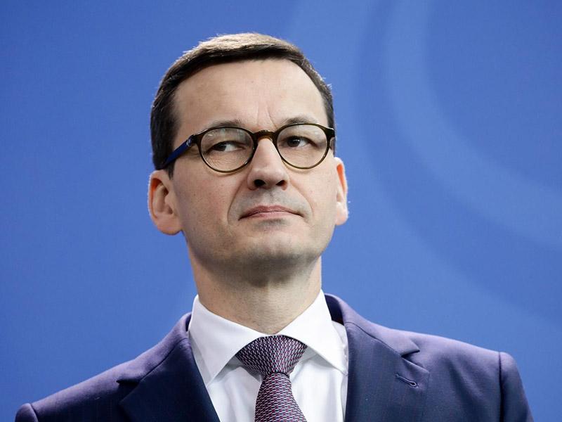 Poljski premier Morawiecki: Vsaka država ima pravico do svojega pravnega sistema