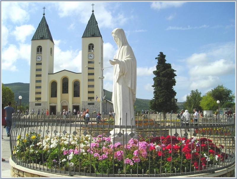 Papež imenoval posebnega odposlanca za Medjugorje