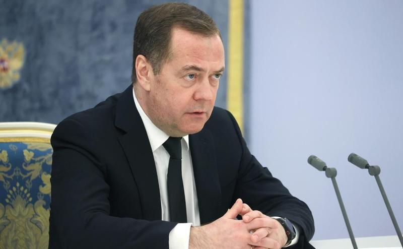 Medvedjev: »Kakšne predrzne, cinične kreature! Američani še naprej vse obravnavajo kot popolne idiote!«