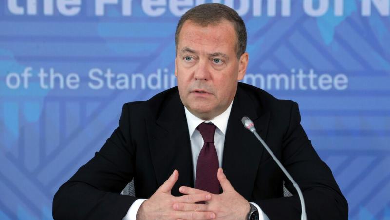 Medvedjev: Ukrajina ne bo nikoli vstopila v Nato, ker ga čez 10 let sploh ne bo več