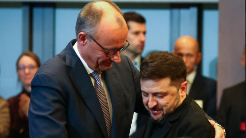 Čigav kancler: Ukrajinci zaupajo Merzu bolj kot Nemci