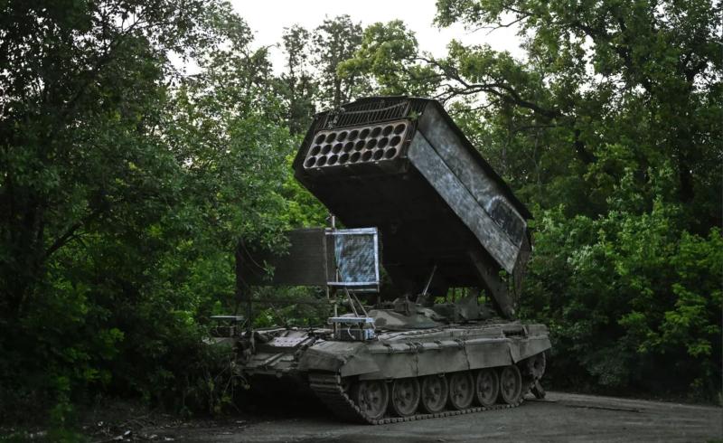 Rusko superorožje: »Rostec« se bliža koncu testiranja novega težkega metalca ognja T-80