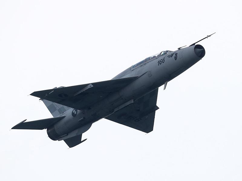 Američani šokirani: 65 let star Mig-21 prvič v zgodovini sestrelil ameriški F-16