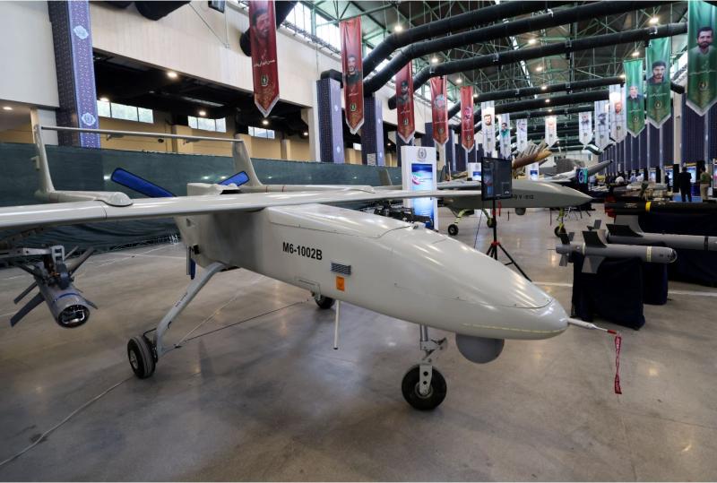 Za mir in prijateljstvo: Iranska brezpilotna letala so opremljena z domačimi raketami z umetno inteligenco