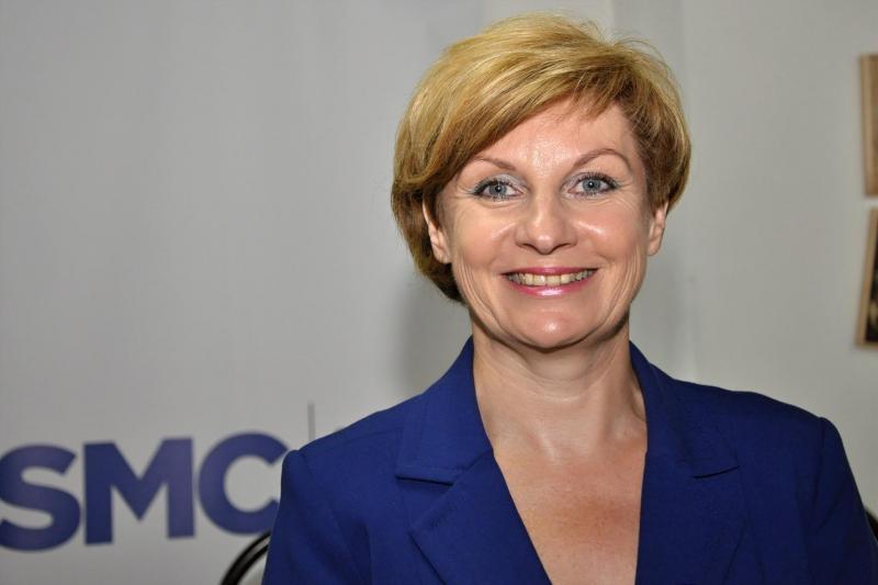 Kot prva bo novi urad vlade za oskrbo in integracijo migrantov kot v. d. vodila Mojca Špec Potočar