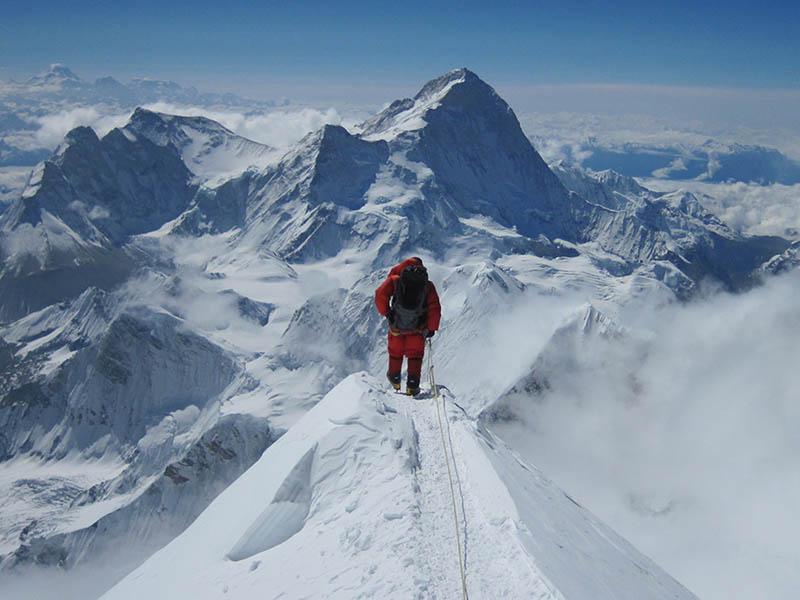 Na Everestu pričakujejo rekordno število alpinistov