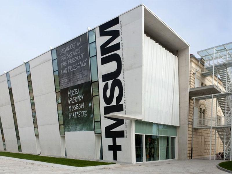 V MSUM simpozij Kaj je ime? ob razstavi Janez Janša