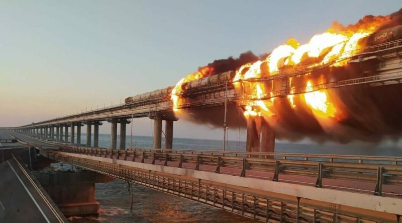 Scott Ritter: Napad na Krimski most s »Taurusom«  bi bil neposredno dejanje vojne proti Rusiji