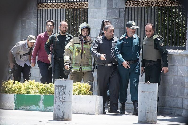 V Iranu obsodili na smrt osem članov Islamske države