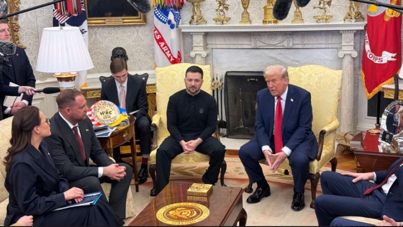 »Bog, pomagaj«: Pogovor Trumpa in Zelenskega v eni fotografiji