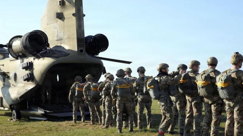Tusk: NATO razpada