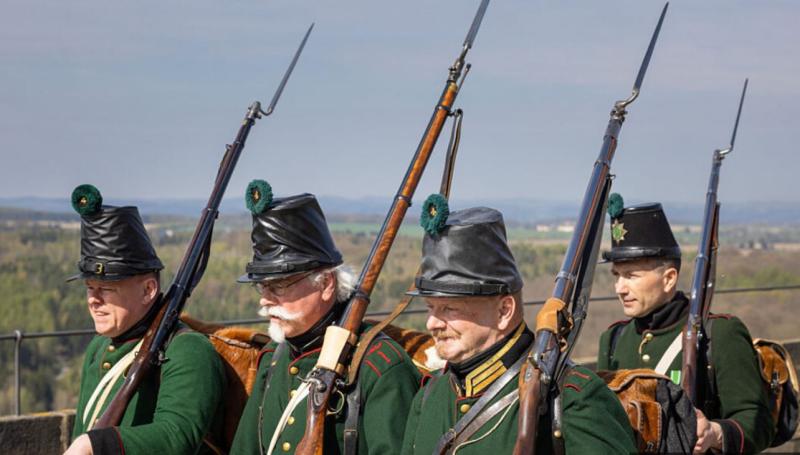 Načelnik nemških rezervistov: Sedemdesetletniki dovolj pripravljeni za služenje