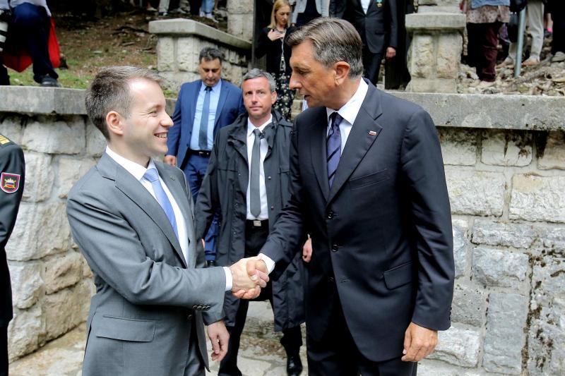 Nikiforov: Treba je uresničiti odločitev mednarodne arbitraže