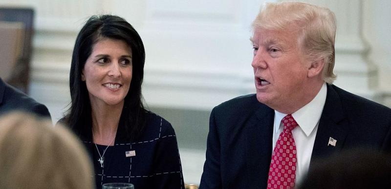 Trump najprej potrdil nove sankcije proti Rusiji, nakar jih je zavrnil