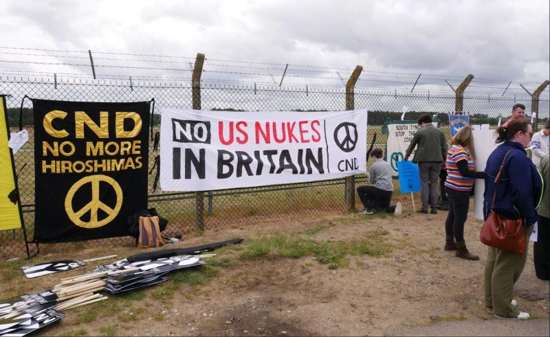 Londonski mediji: Pentagon meni, da je oporišče v Veliki Britaniji neprimerno za jedrsko orožje