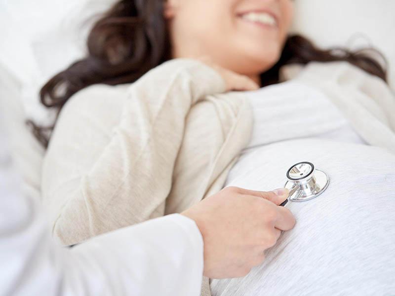 V bolnišnici v Arizoni hkrati nosečih 16 medicinskih sester