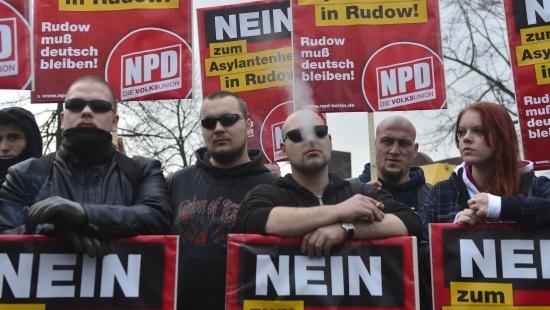 Nemško ustavno sodišče zavrnilo pobudo za prepoved skrajno desne stranke NPD