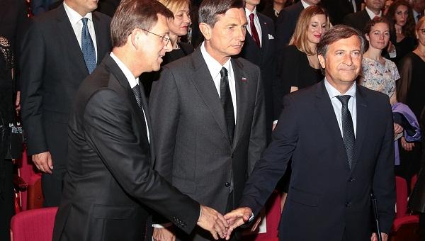 Slovenski diplomati začenjajo letni posvet