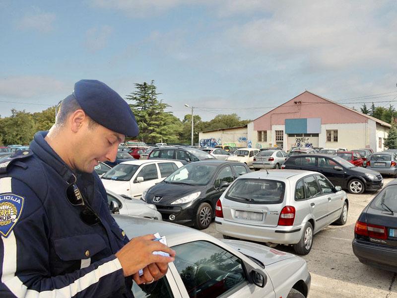 Hrvaška parkirišča odirajo tujce za (nepravilno) parkiranje