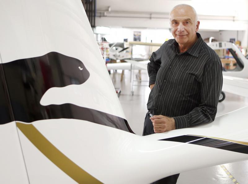 Uspeh Pipistrela v Novi Zelandiji: »Osupljivo električno letalo leti 160 kilometrov na uro za osem dolarjev«