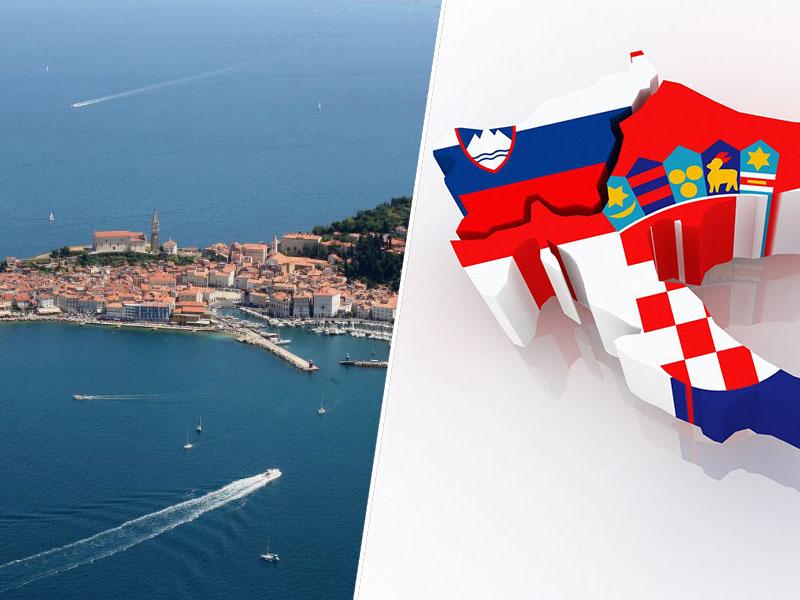 Patetično: Hrvaška provocira z 20-metrsko ladjo, Slovenija odgovarja z gumenjaki in diplomatsko noto