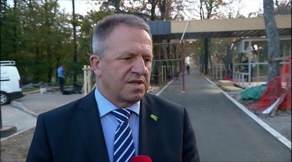 Vladni fiasko v primeru (ne)prodaje Cimosa