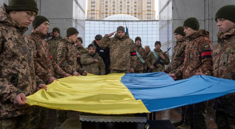 »Katastrofa, ki bi se ji lahko izognili«: Ukrajinska vojska izgubila več kot 400.000 ljudi