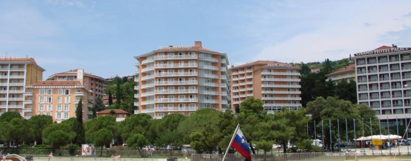 Portoroški hotelirji si manejo roke