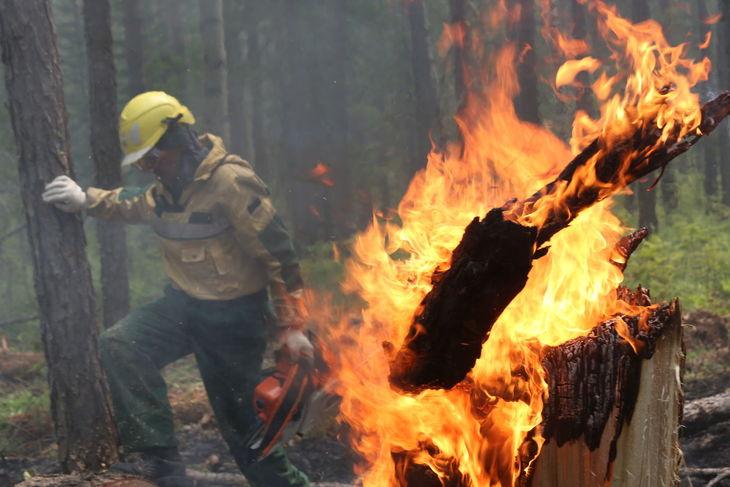 Požar v nakupovalnem središču v Sibiriji zahteval več kot 50 življenj