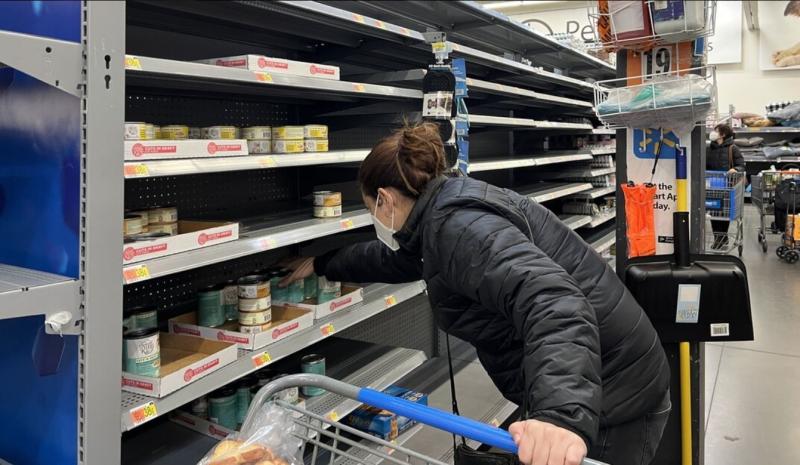Evropa in nova psihoza: EU bo kmalu pozvala državljane h kopičenju zalog hrane za primer vojne