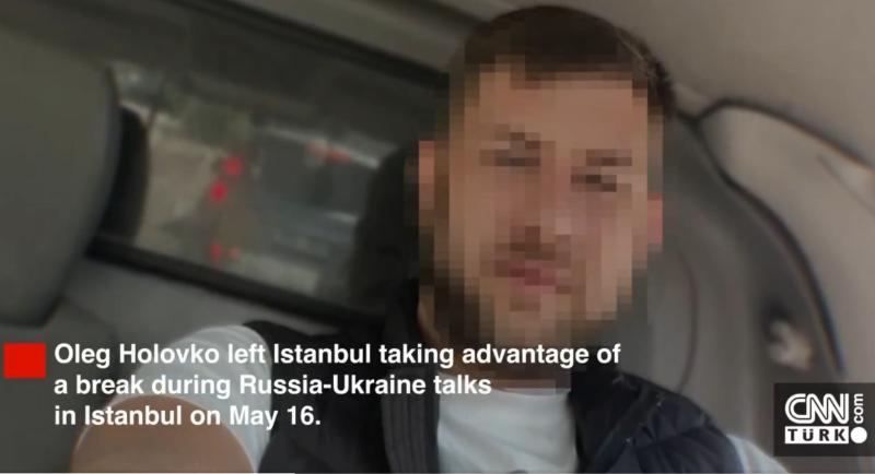 Prevajalec za ruski jezik iz ukrajinske delegacije je med pogajanjih z Rusi v Istanbulu - zbežal v EU!
