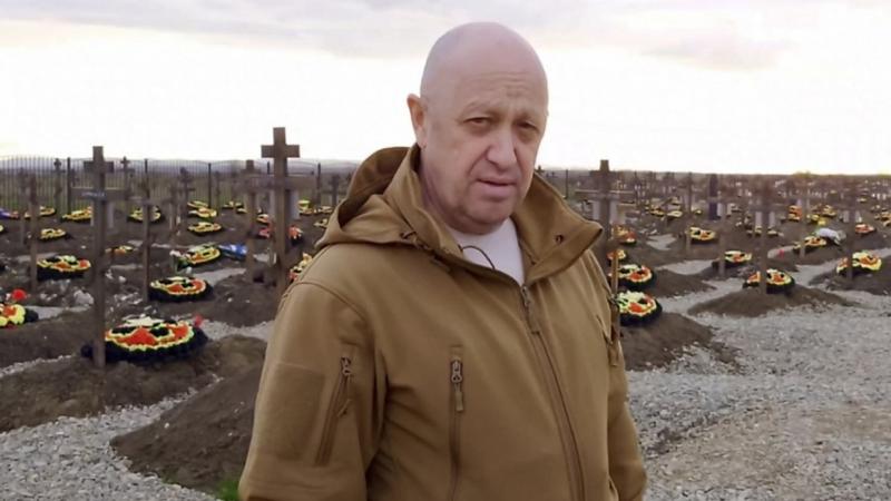 Strmoglavljenje Prigožinovega letala: Kaj vemo do zdaj (VIDEO)