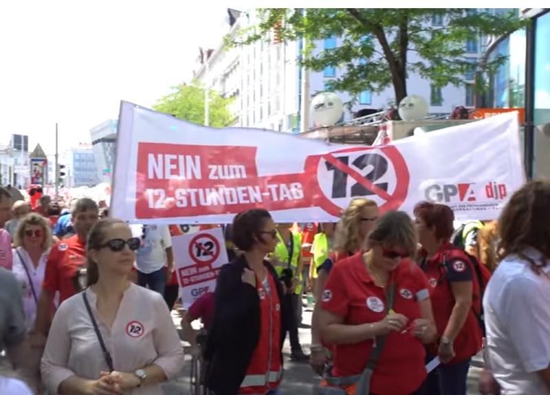 Na Dunaju več deset tisoč protestnikov proti daljšemu delovniku