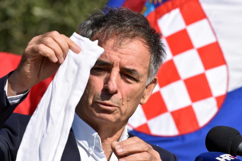 Hrvaška policija prijela napadalca na Milorada Pupovca 