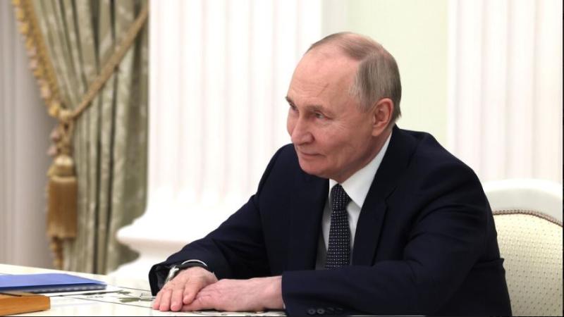 Putin: Temperatura bojnih glav »Orešnikov« ustreza temperaturi na površini Sonca