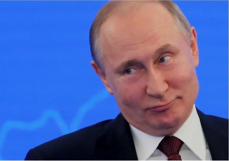 Putin »vrnil žogico« koaliciji »voljnih«: Ukrajini ponudil neposredne pogovore brez predpogojev