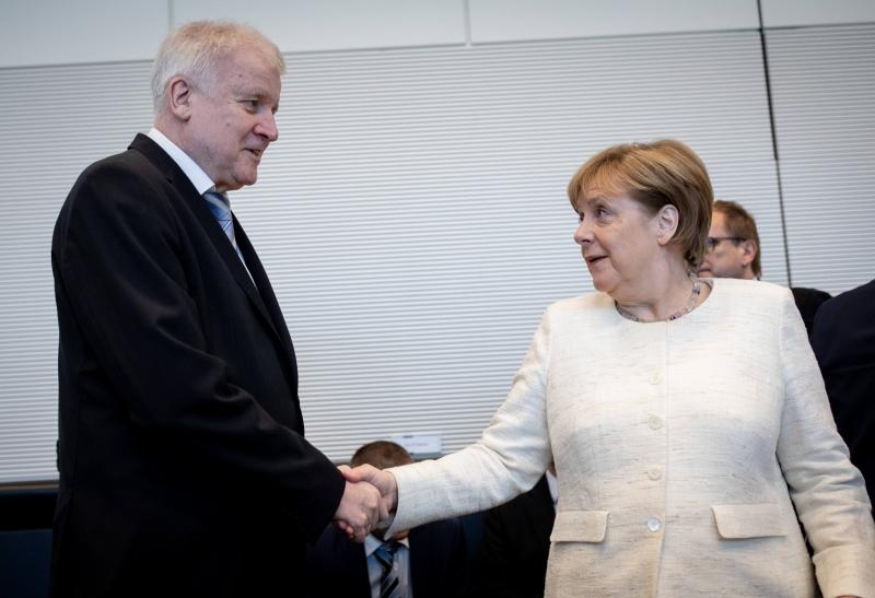 Seehoferjev veliki načrt deportacij pricurljal v javnost