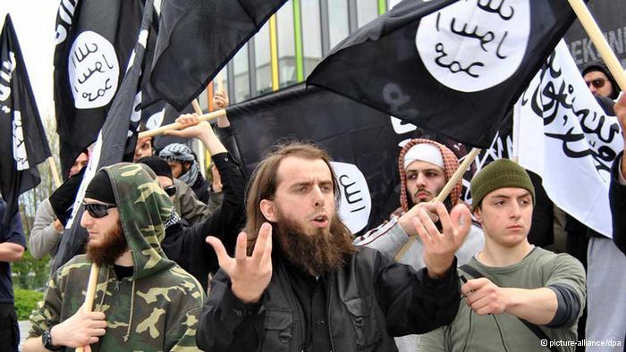 Nemški obveščevalci: Število salafistov doseglo rekordno raven
