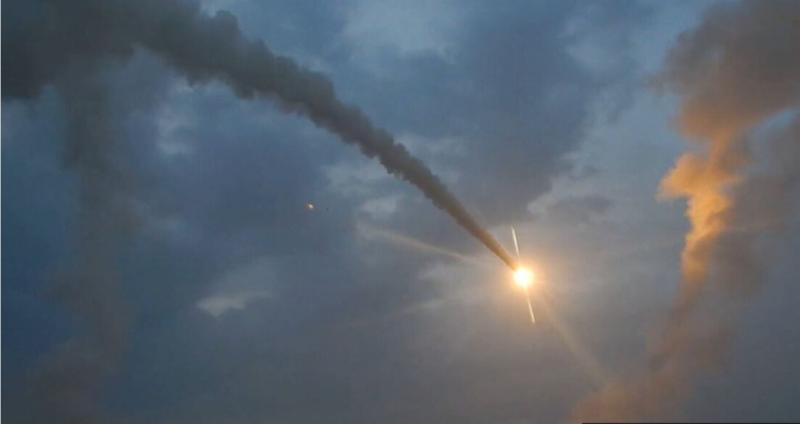 Navkljub sankcijam: Rusija v proizvodnji raket prehitela ZDA in Evropo, skupaj!